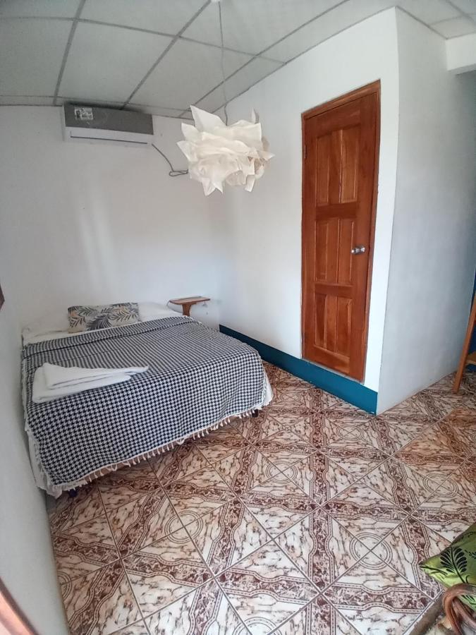 Hostal Y Restaurante Los Tecales La Coca エクステリア 写真